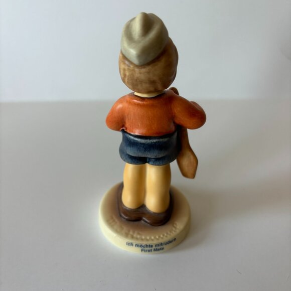 Exclusive Edition M.J. Hummel Club Collectibles #1850 First Mate Figurine w/ Box - Picture 2 of 3